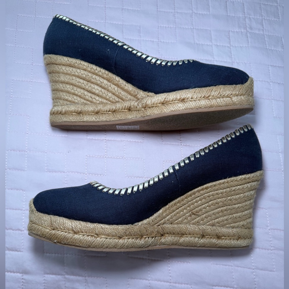 Jack Rogers Palmer Closed Toe Wedge in Midnight Navy